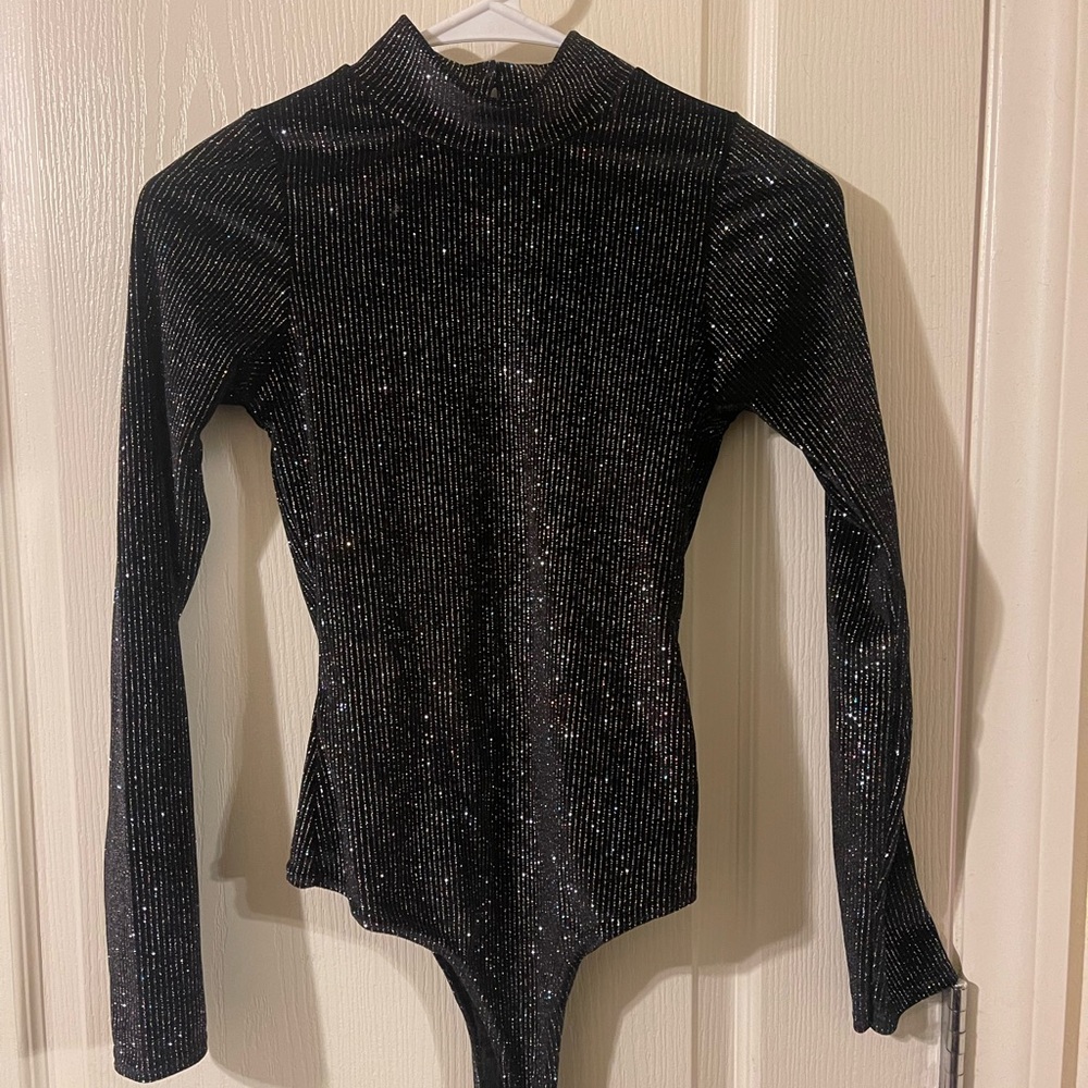 Pretty little thing velvet glittery bodysuit